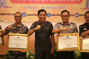 Top! Kemenkumham Banten Terima Penghargaan dari BNNP Banten