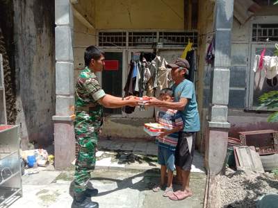 Jum'at Berkah Kodim 0510/Tigaraksa Berbagai Nasi Kotak