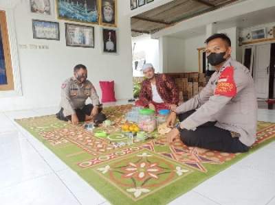Pelihara Kamtibmas, Binmas  Polsek Panongan Sowan Ke Ulama