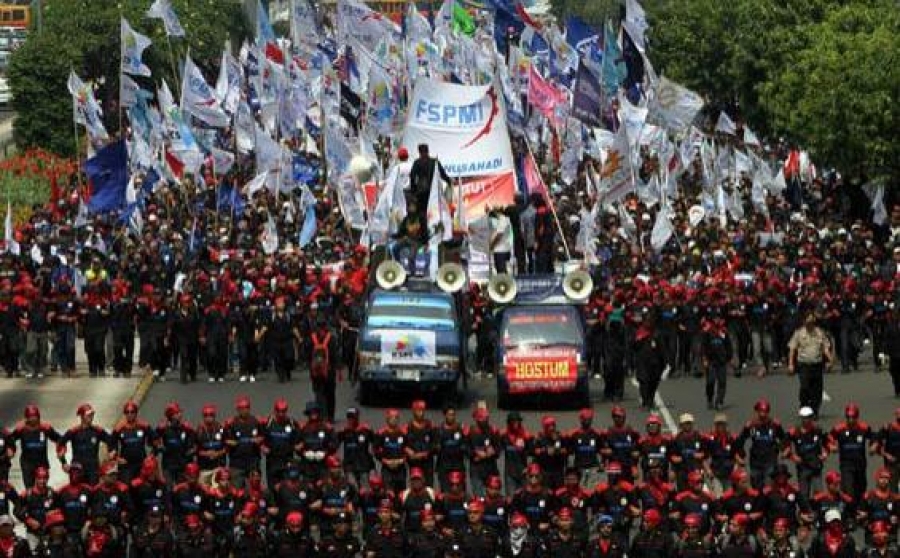 Mayday Ribuan Buruh Banten 