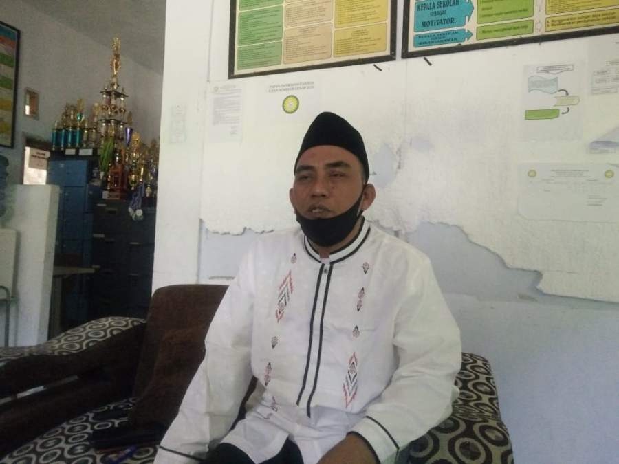 Penasehat Gerakan Pengawal Serang Madani (GPSM) H. Enting Abdul Kariim, saat ditemui di pondoknya, di Cipocok Kota Serang, Selasa, 07/07/2020.
