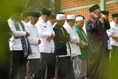 Dilanda Kekeringan, PDAM TKR Gelar Solat Istisqo