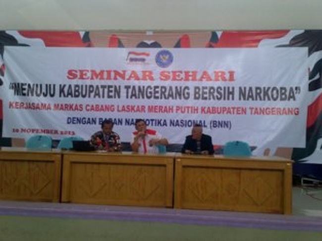 Tigaraksa- Simanar  "Menuju Kabupaten Tangerang Bersih Narkoba" oleh Laskar Merah Putih.Minggu (10/11)dt