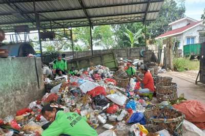 Pengolahan Sampah di TPS3R Puri Resik