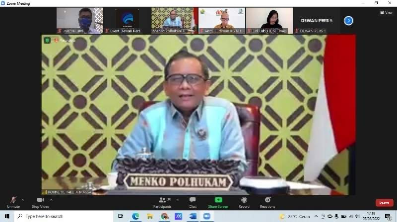 Mahfud MD : Pers Tidak Boleh Menggampangkan Proses Berita