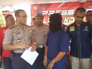 Dibakar Api Cemburu, Suami Bacok Selingkuhan Istri