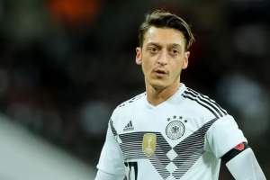 Mesut Ozil Ungkap Penyesalan Tak Pernah Berseragam Juventus
