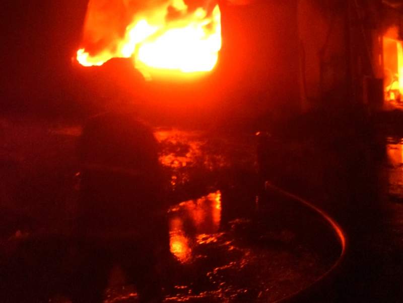 Gudang Biji Plastik di Pakuhaji Hangus Terbakar