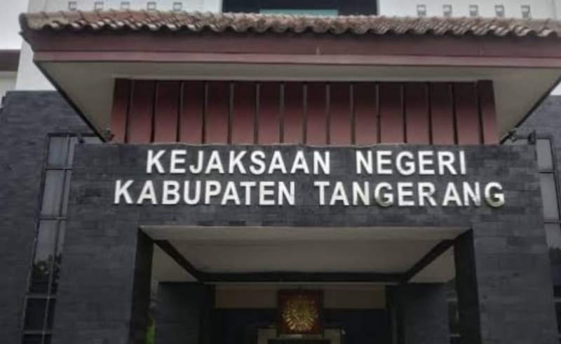 Kejaksaan Diminta Periksa Kades Pasir Kronjo