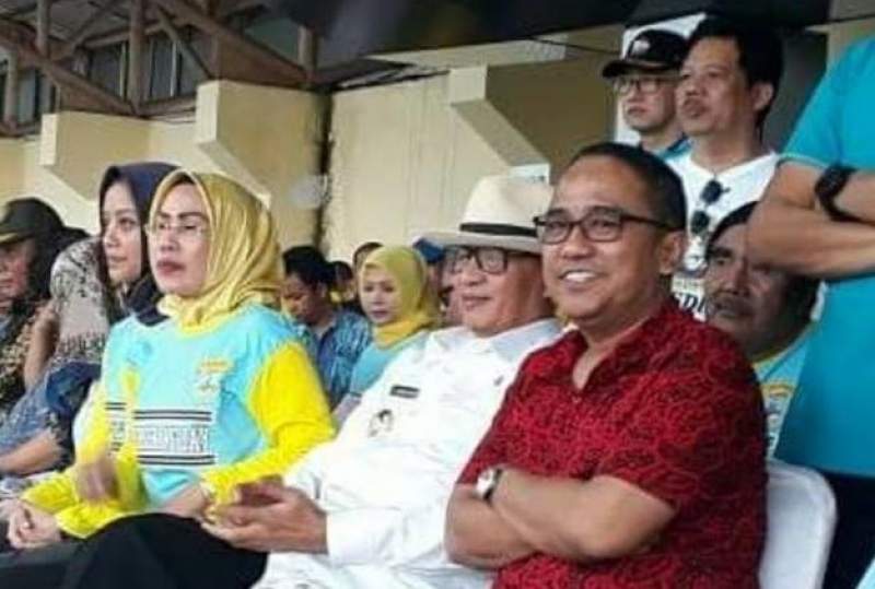 Ditonton Gubernur, Perserang Kalah Telak