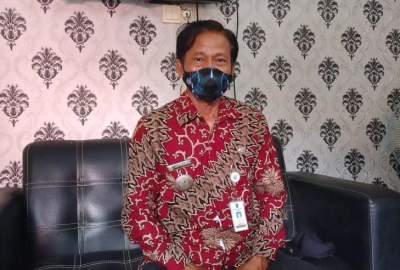 Camat Pabuaran, Asnawi.