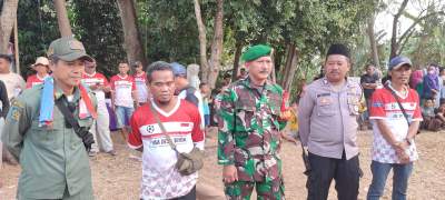Babinsa Benda Monitoring Pertandingan Sepak Bola Antar RT