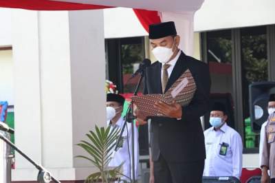 Mad Romli Pimpin Upacara Hari Amal Bakti Ke-76 Kemenag