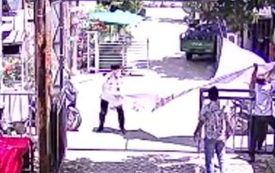 kades Wanakerta mengamuk 