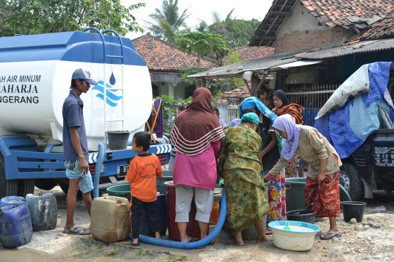 Musim Kemarau, PDAM TKR Salurkan Air Bersih ke Warga