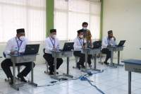 Lolos CAT, Tiga Calon Kades Bakal Tarung di Pilkades PAW Desa Parahu