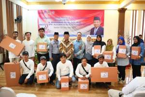 Muhammad Rizal DPR RI Gandeng BKKBN Banten Sosialisasi KIE Bangga Kencana Cegah Stunting Bersama Masyarakat Sukabakti Curug