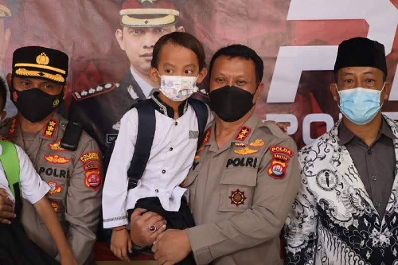 Kapolda Banten Tinjau Vaksinasi Anak di SDN Pesanggrahan 2