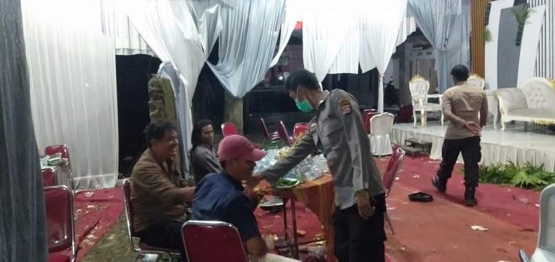 Resepsi Hajatan di Desa Onyam Ditegur Polsek Kresek Akibat Abaikan Prokes
