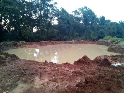 Galian tanah illegal di kemiri 