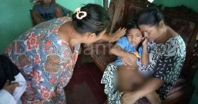 Anak Kecil di Lebak Disunat Jin