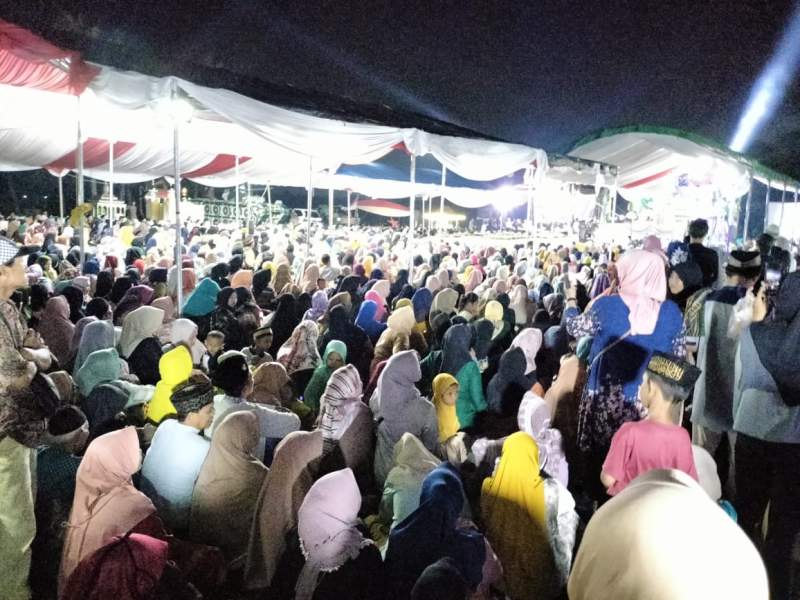 Camat Sukamulya Hadiri Haul Nyimas Melati di Desa Bunar