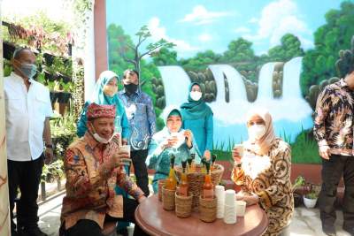 Tinjau Smart Kampung Desa Sukojati, Mendagri Ingin Inovasi di Banyuwangi Direplikasi