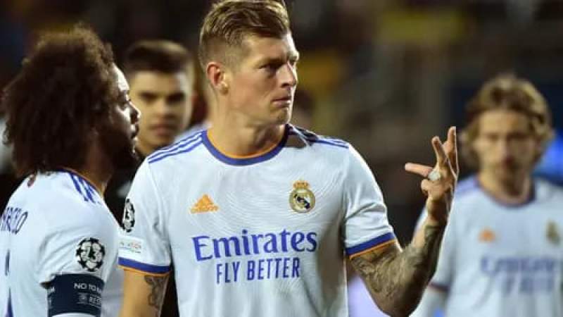 Toni Kroos Bicara Soal Banyak Pemain Hijrah ke Arab