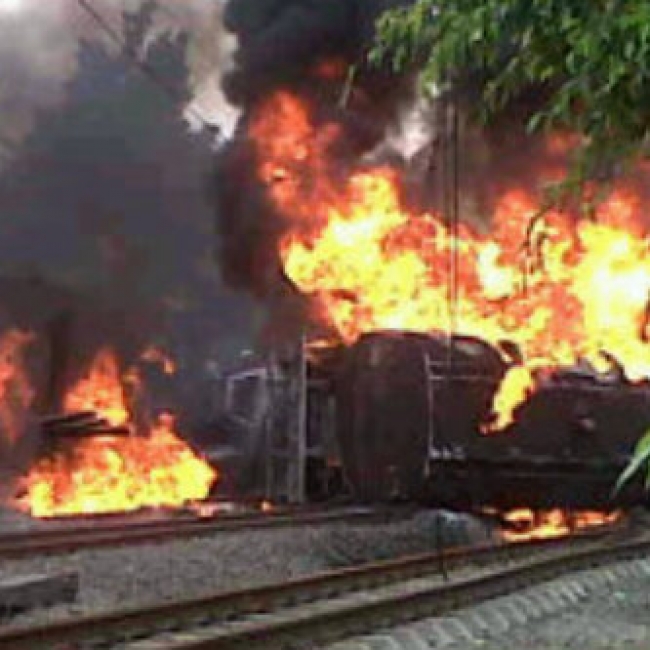 Tabrakan Maut, KRL vs Truk Tanki di Bintaro