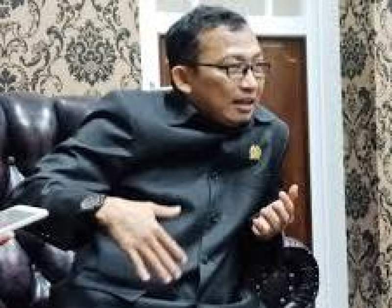 Wakil ketua III DPRD Kota Serang Hasan Basri