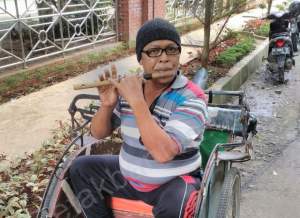 Mang Ano, Pengayuh Becak Mahir Tiup Suling