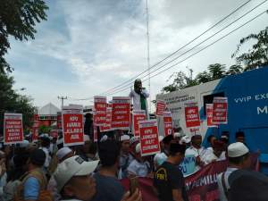 Berlaku Jujur dan Transparan FPUI Banten Geruduk KPU Banten