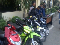 Awas ! Nyuri Motor Ancam Pakai Golok