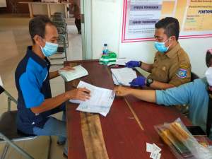 Kadinsos Tangsel Bilang BST Disalurkan Door to Door, Nyatanya di Rengas Tidak