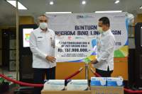 Zaki Terima Bantuan APD dari PT Angkasa Pura II