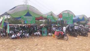 Suasana pemungutan suara pilkades di sindang sono, kab Tangerang, Minggu (1/12/2019).