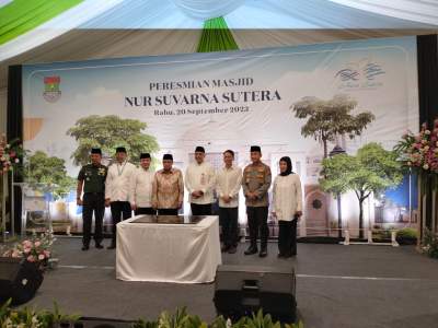 Lengkapi Fasilitas, Mesjid Megah di Suwarna Sutera Diresmikan KH Aqil Siradj