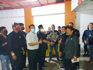 Ari As'ari Marnan Terima SK DPC BPPKB Dari Ketua Umum Hasil Munas