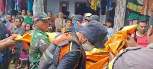 Danramil 04/Cikupa Bantu Evakuasi Bocah 3 Tahun Korban Hanyut di Talaga Cikupa