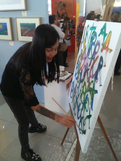 Karya Seni dari 5 RS Jiwa Dipamerkan di Terminal 3 Bandara Soetta