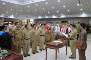 Erlan Resmi Jabat Kadisdukcapil