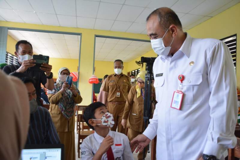 Cegah Covid, Zaki Targetkan 180 Ribu Vakisinasi Bagi Anak Usia 6 -11 Tahun