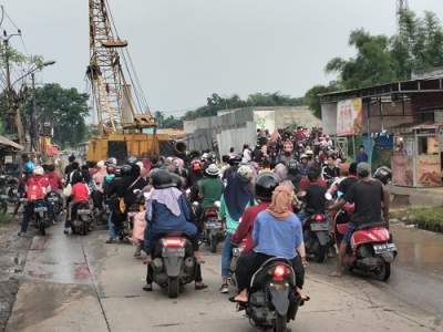 Proyek Jembatan Cisoka 2 Dinilai Mangkrak, Pengawas : Konfirmasi ke Dinas