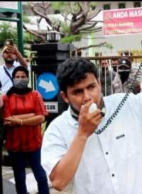 Puluhan Mahasiswa Datangi Kejari Pessel, Minta Proses Hukum Rusma Yul Anwar