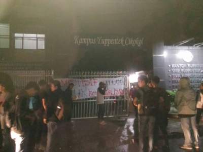 Biaya Kuliah Naik, Mahasiswa Yuppentek Demo