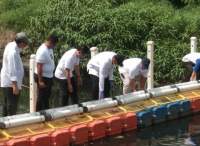 Cegah Sampah, Sungai Cirarab Sukadiri Dipasang Waste Trap