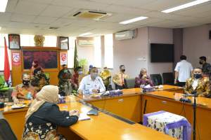 Zaki Jadi Narasumber Pada Webinar FGD Pengabdian Masyarakat