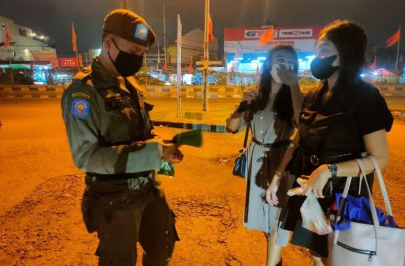 Satpol PP Tangsel dan TNI POLRI Gelar Razia PPKM Skala Besar