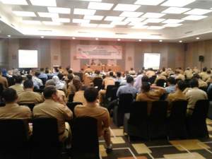 KPU Kabupaten Tangerang saat rapat koordinasi.