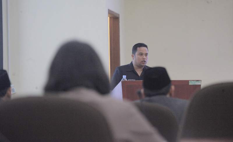 Wali Kota Tangerang Arief R Wismansyah saat pemaparan APBD Perubahan 2017